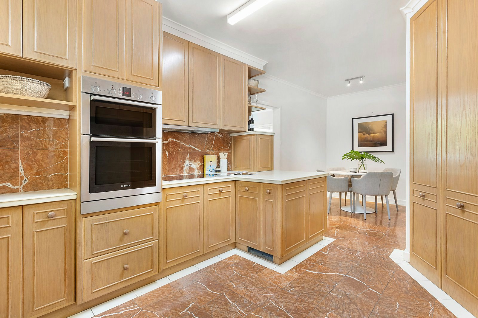 2/528 Toorak Road, Toorak, VIC