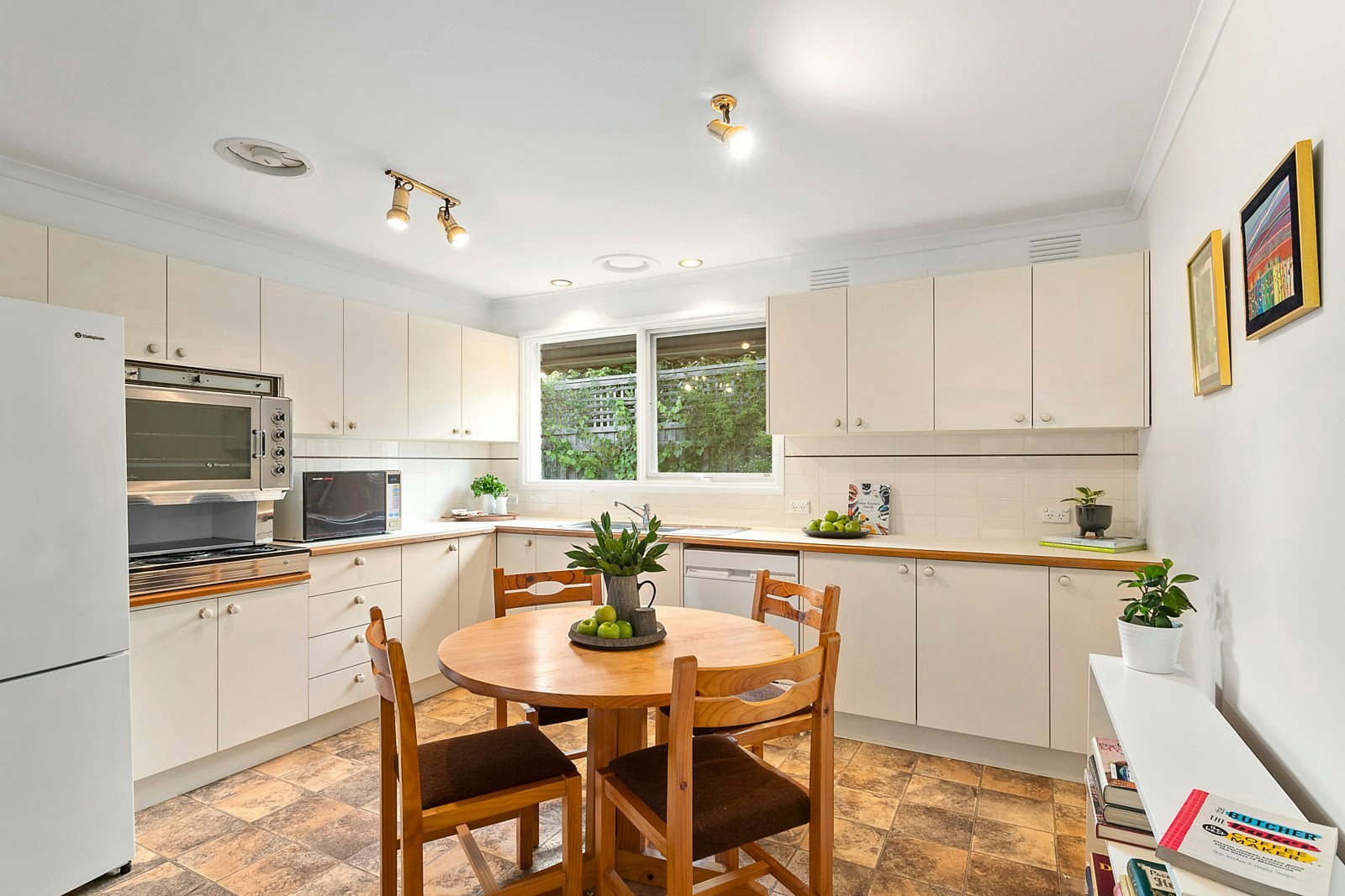 4/21 Tollington Avenue, Malvern East, VIC