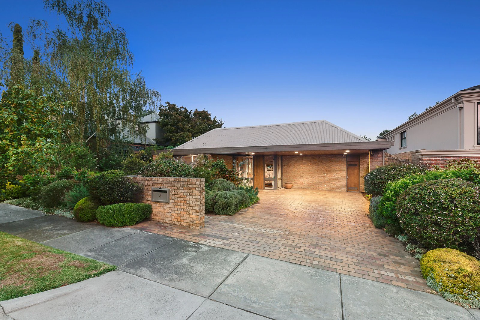 4 Balmoral Avenue, Kew, VIC