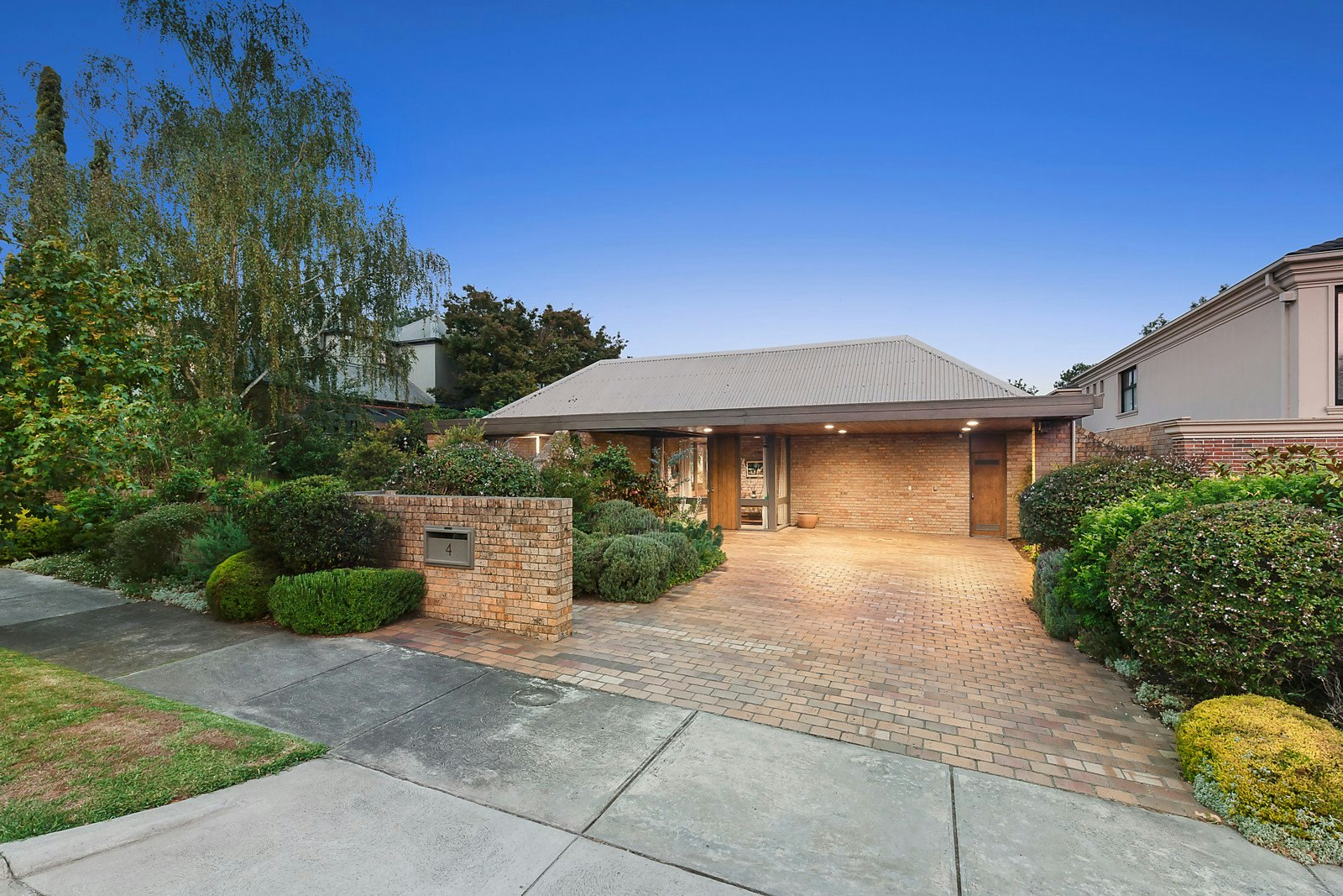 4 Balmoral Avenue, Kew, VIC