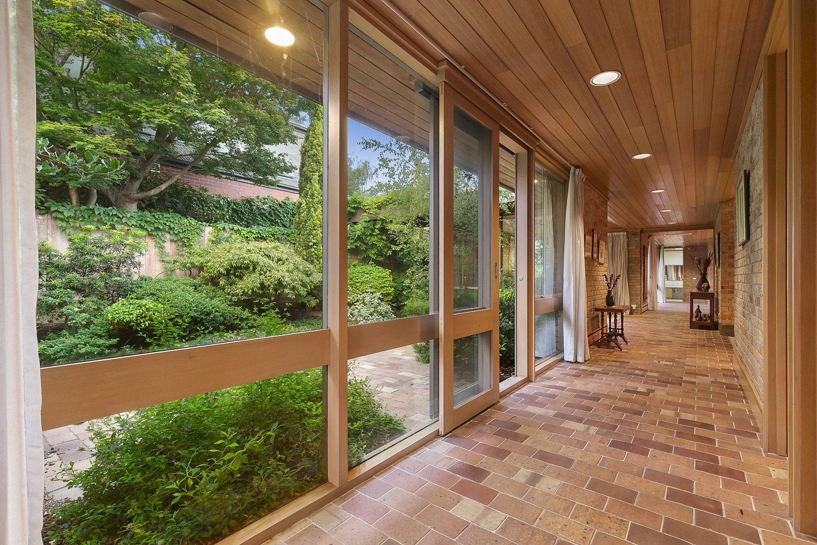 4 Balmoral Avenue, Kew, VIC