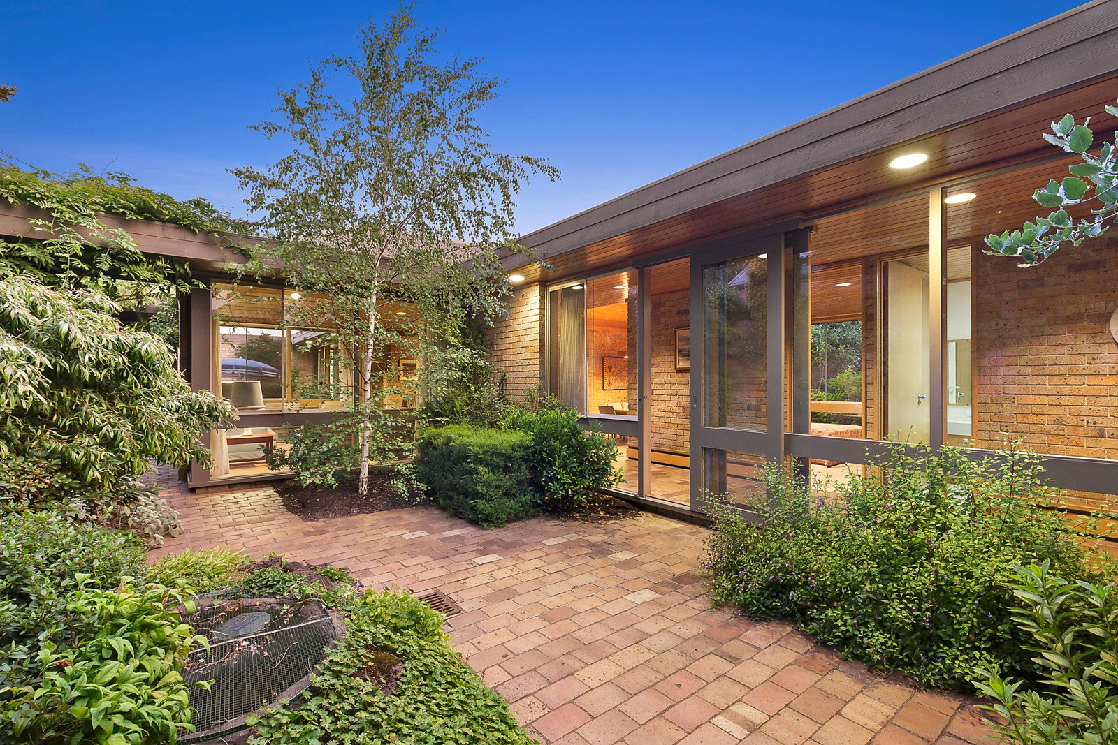 4 Balmoral Avenue, Kew, VIC
