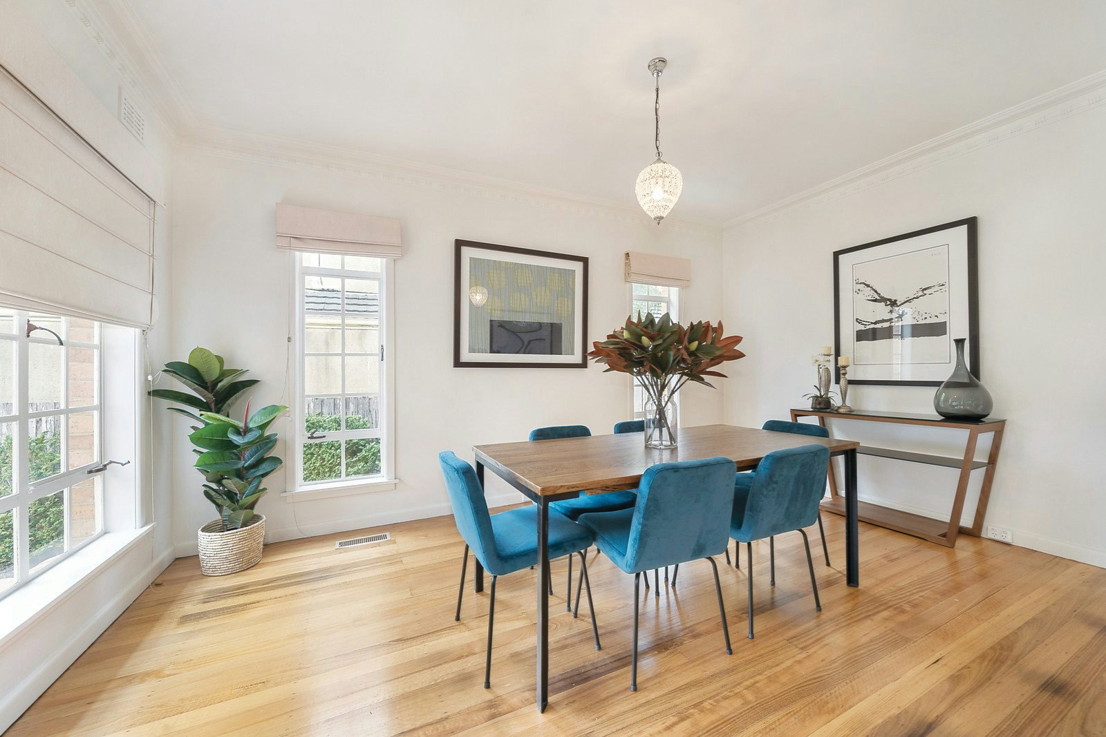 34 Violet Grove, Kew East, VIC