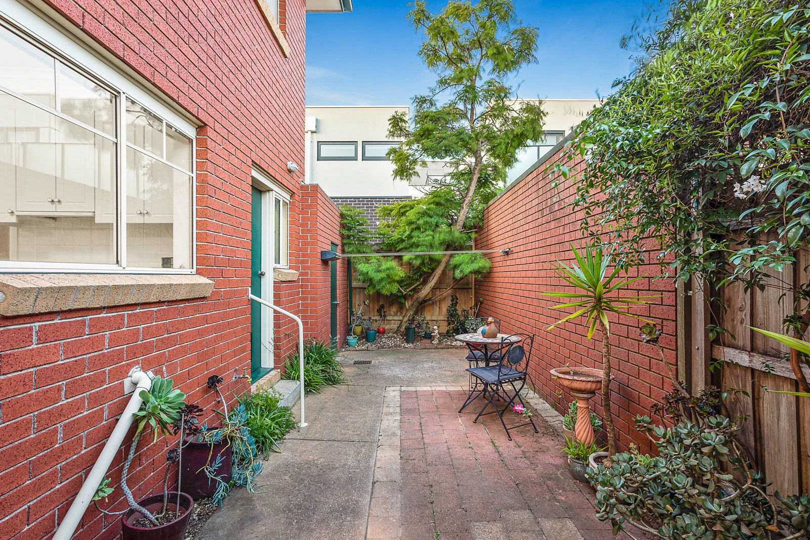 1/8 Carrum Street, Malvern East, VIC