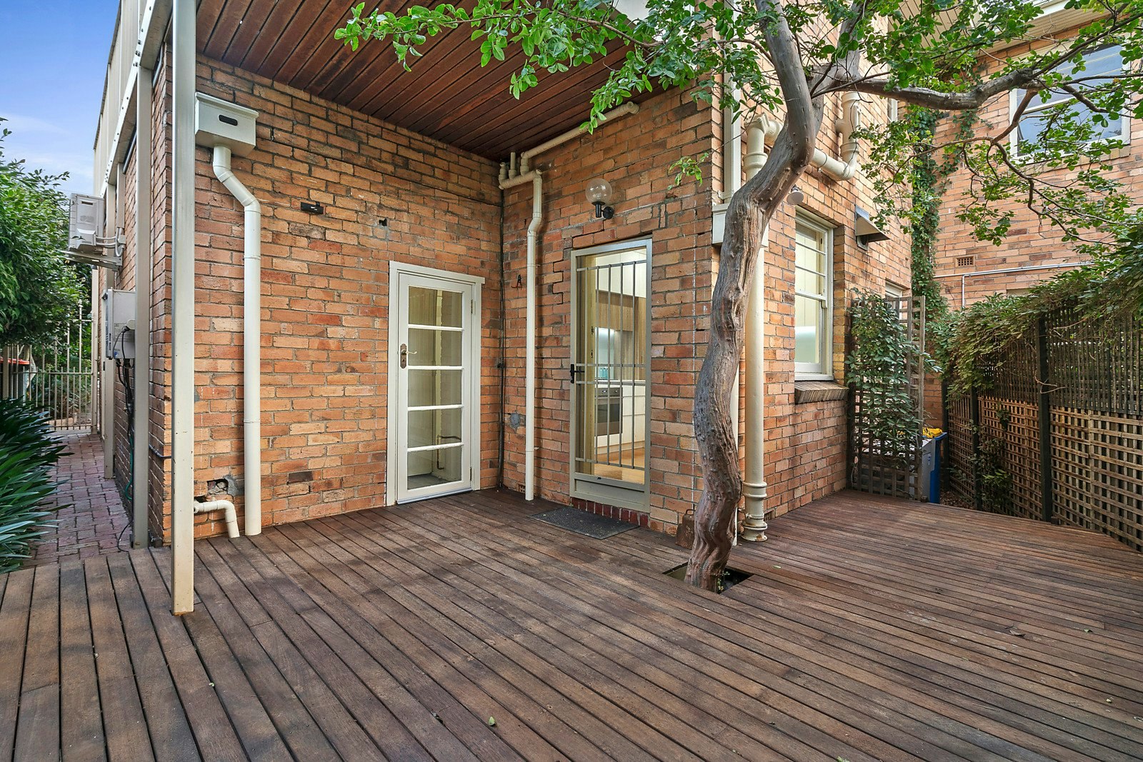 24 Corsewall Close, Hawthorn, VIC