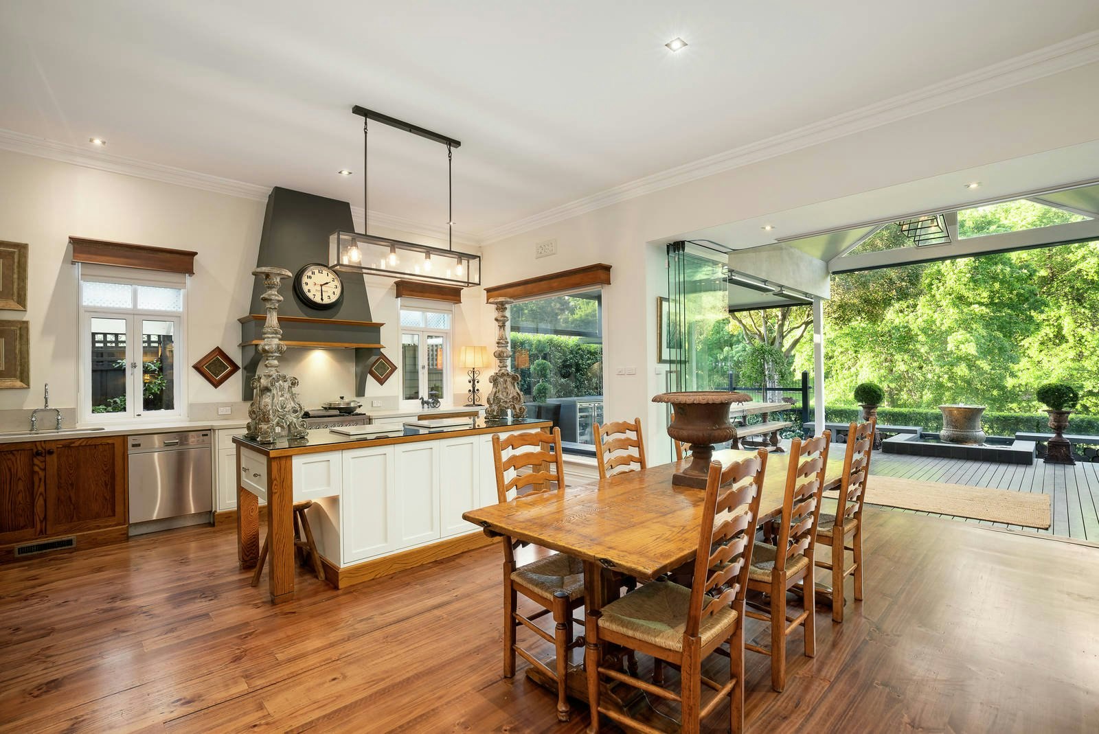 171 Mont Albert Road, Canterbury, VIC