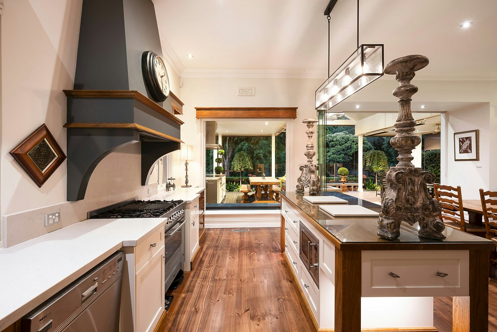 171 Mont Albert Road, Canterbury, VIC