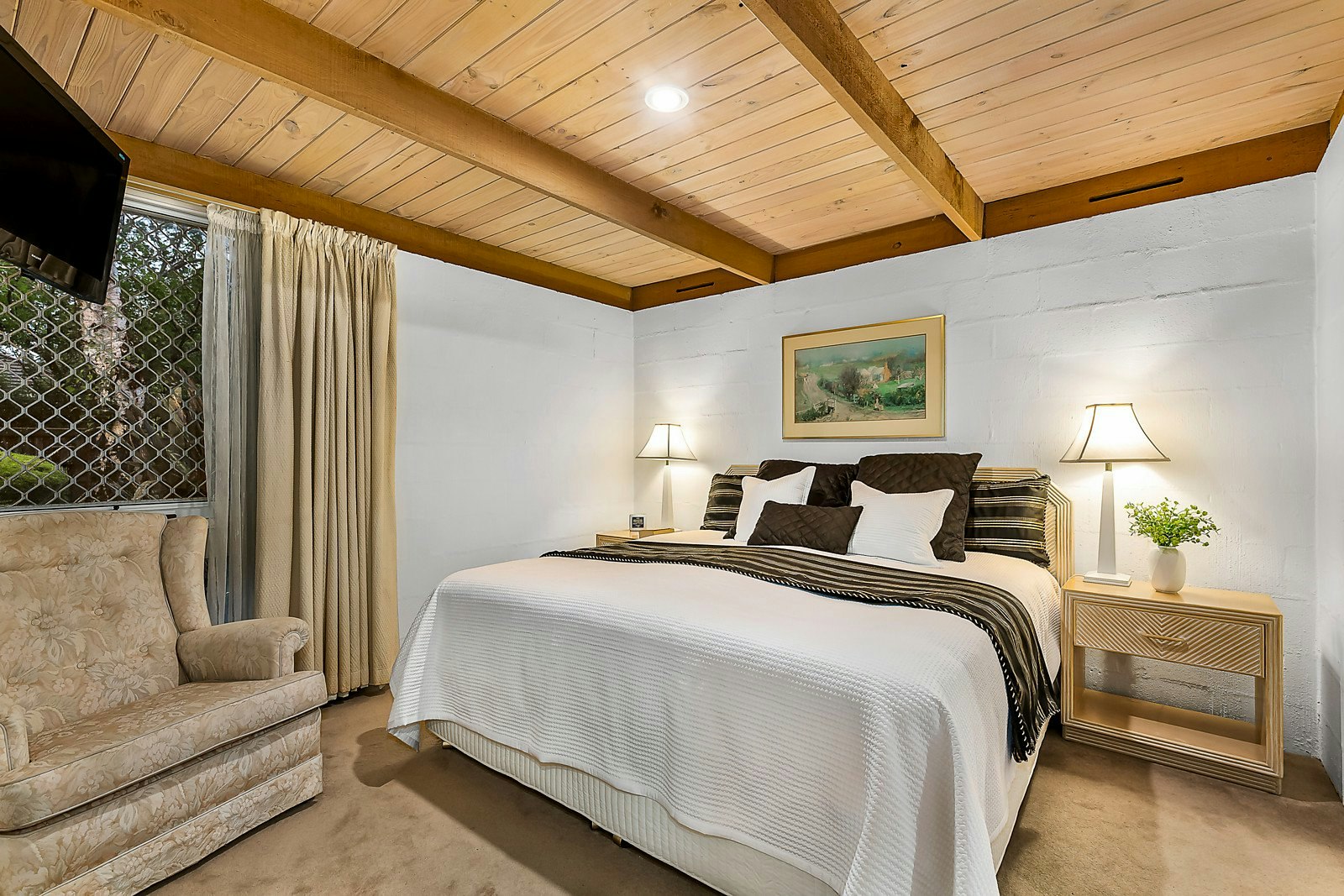 13 Ardrie Road, Malvern East, VIC