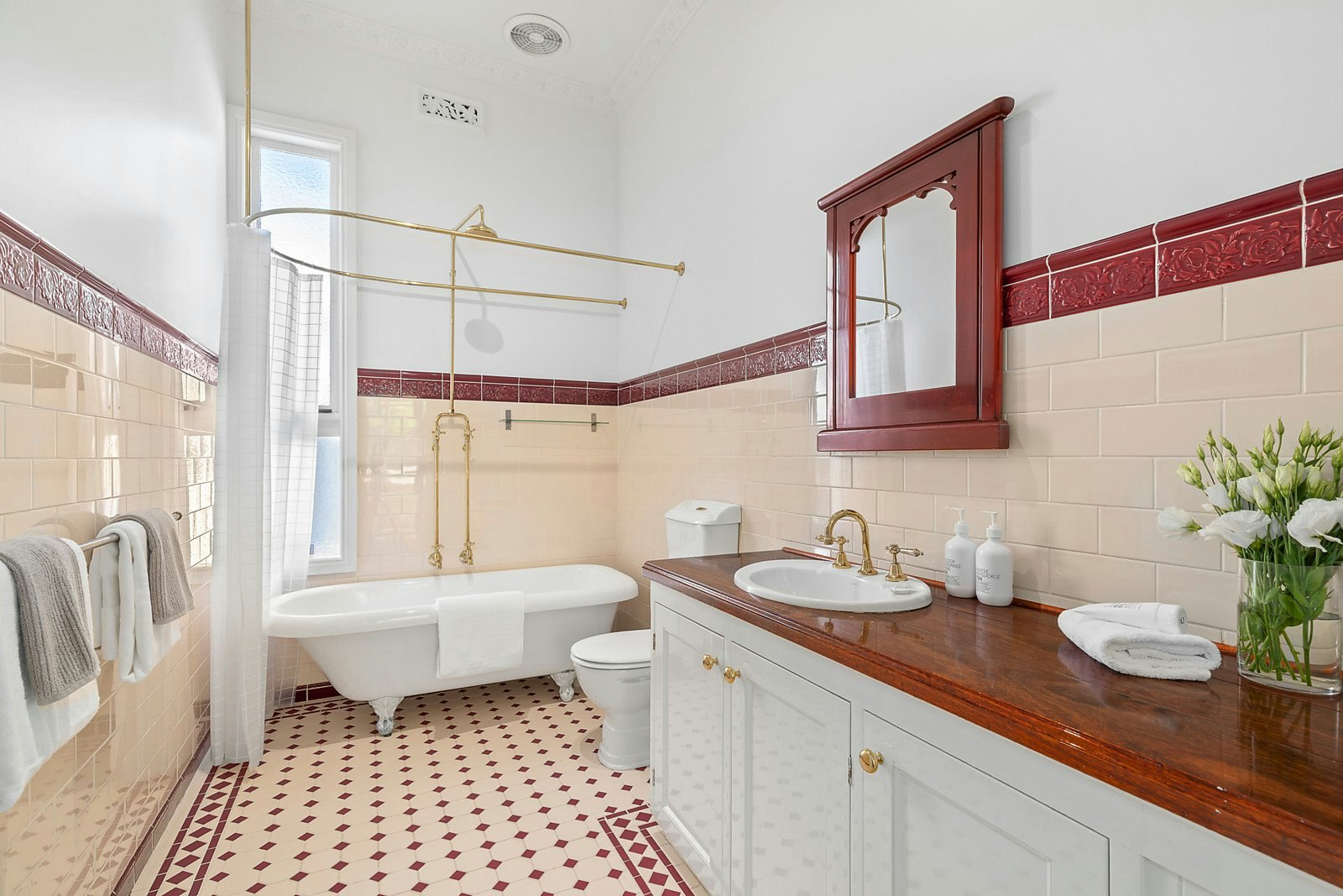 7 Washington Avenue, Malvern East, VIC