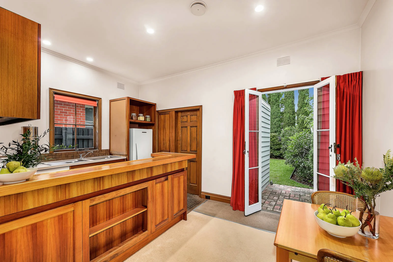 14B Clarendon Street, Armadale, VIC