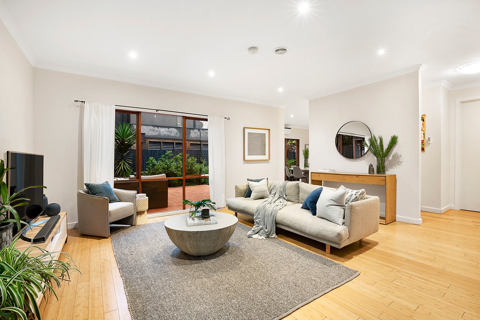 16/410 Waverley Road, Malvern East - Thumbnail 2