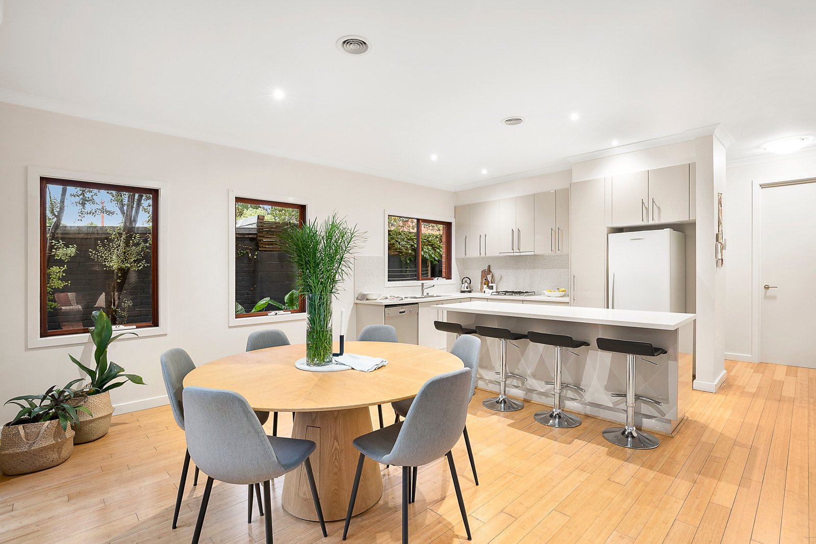 16/410 Waverley Road, Malvern East - Thumbnail 3