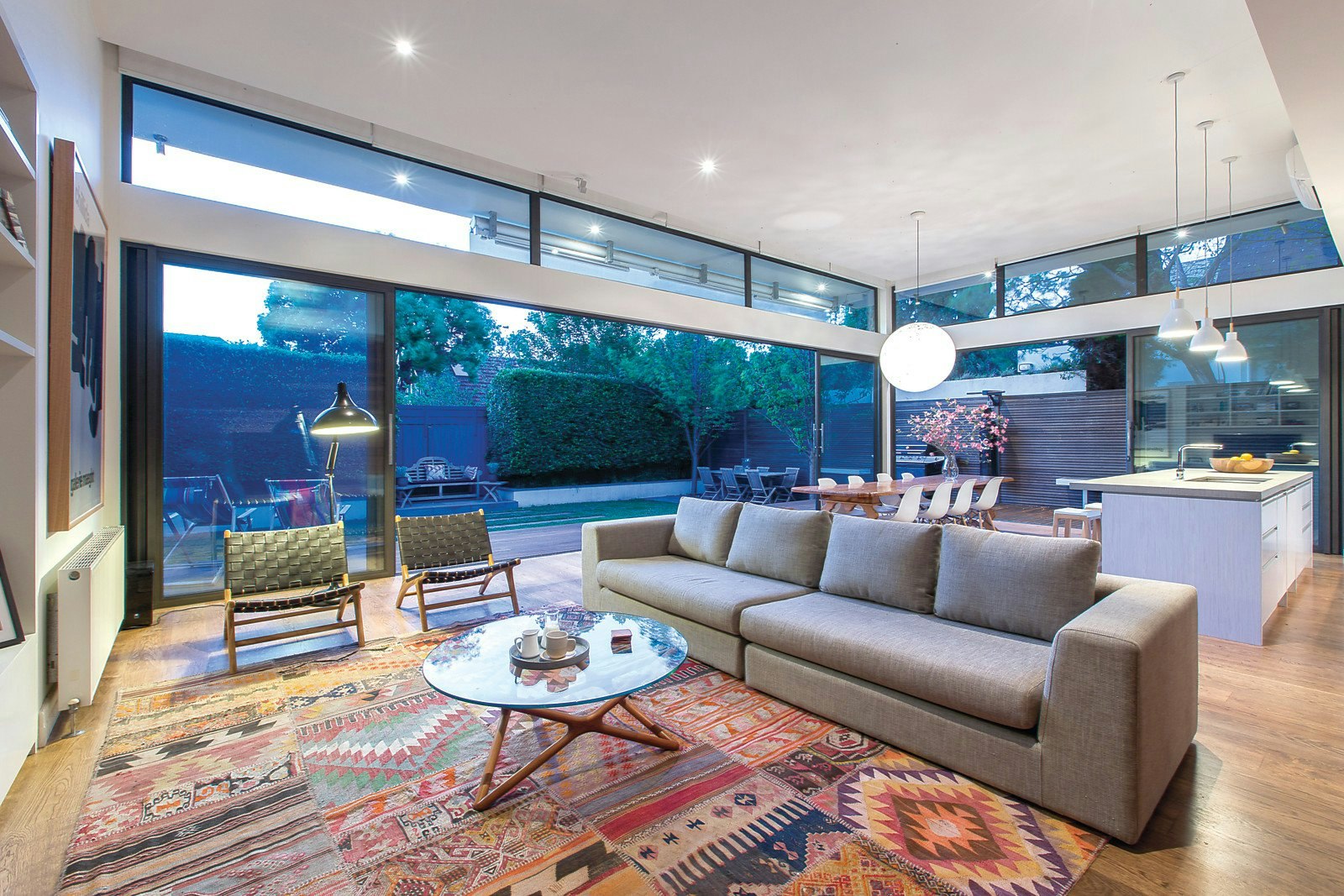 823 Hampton Street, Brighton, VIC