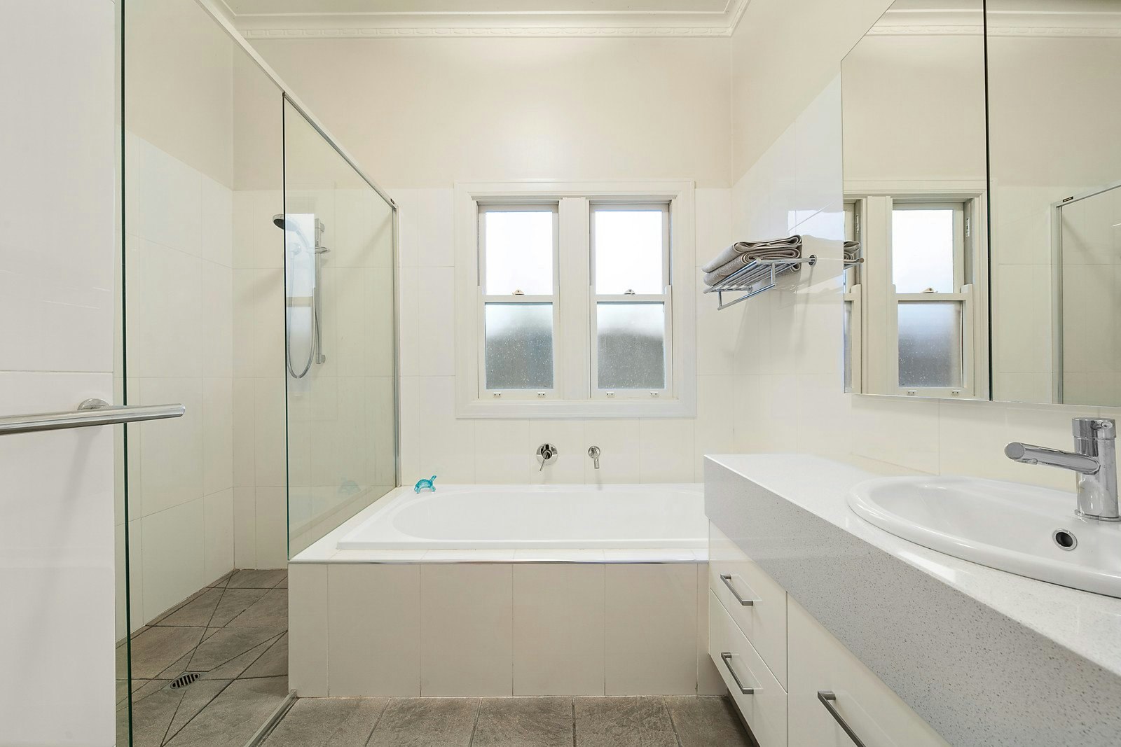 9 Evan Street, Box Hill North, VIC