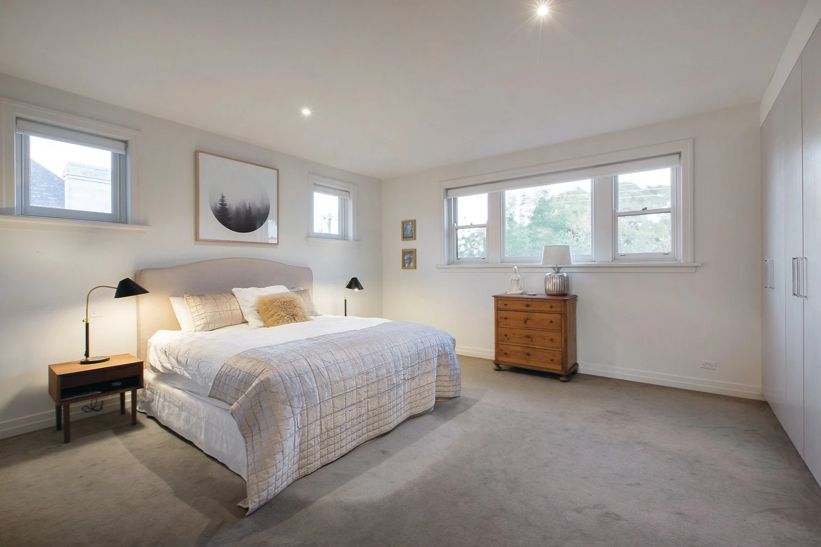 823 Hampton Street, Brighton, VIC