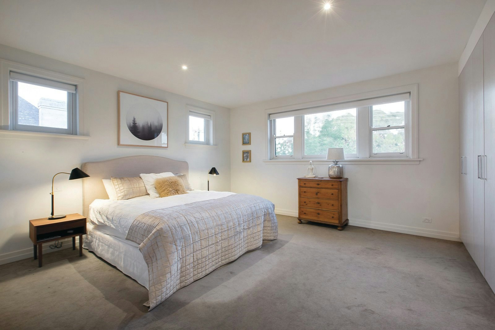 823 Hampton Street, Brighton, VIC