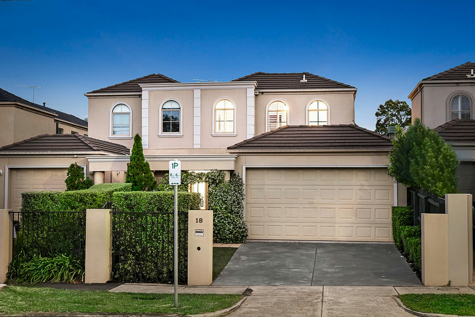 18 Centre Road, Brighton East, VIC