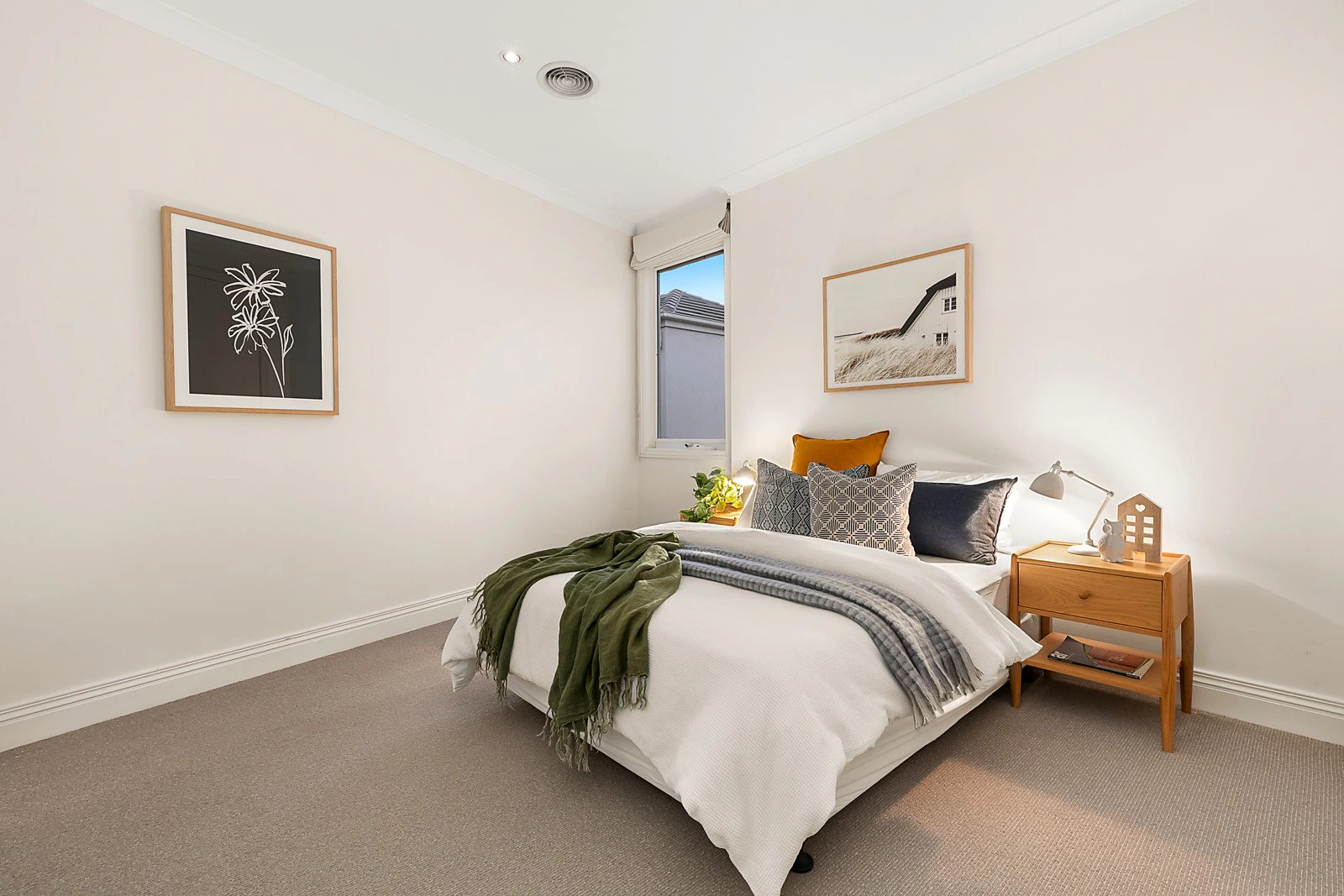 18 Centre Road, Brighton East, VIC