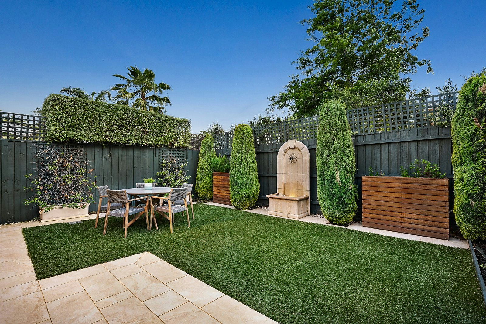 18 Centre Road, Brighton East, VIC