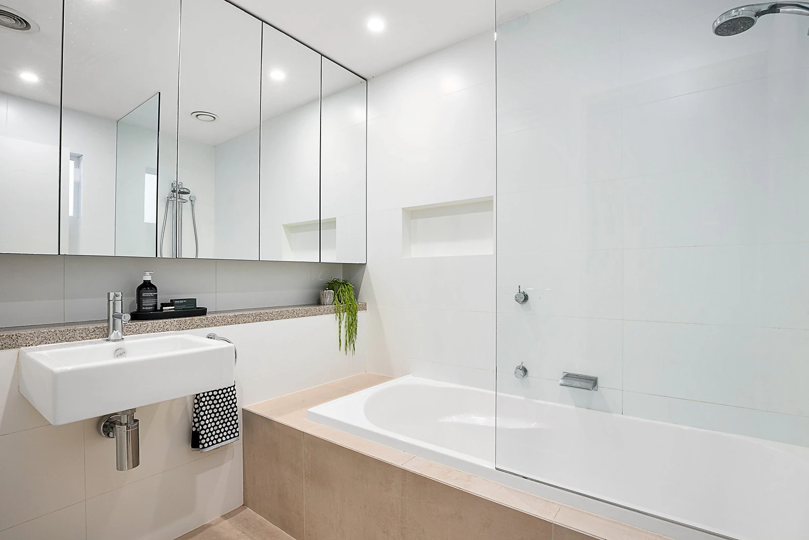3/141 Albert Street, Port Melbourne, VIC