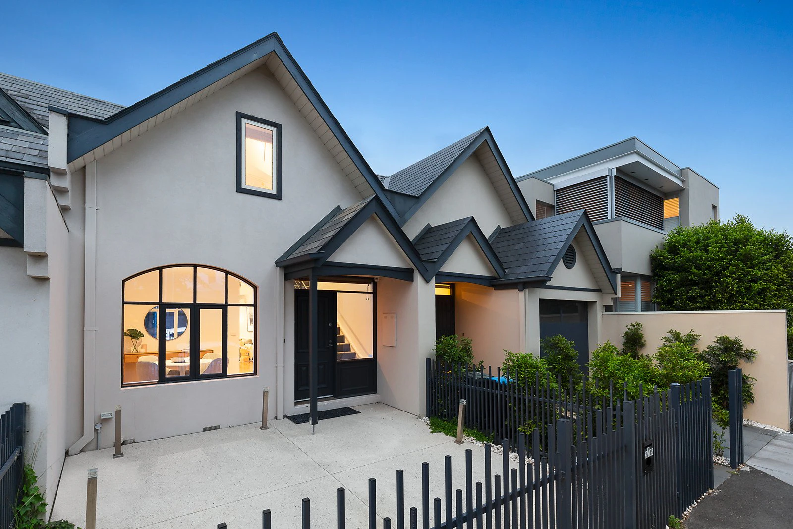 2/15 Hyland Street, South Yarra, VIC