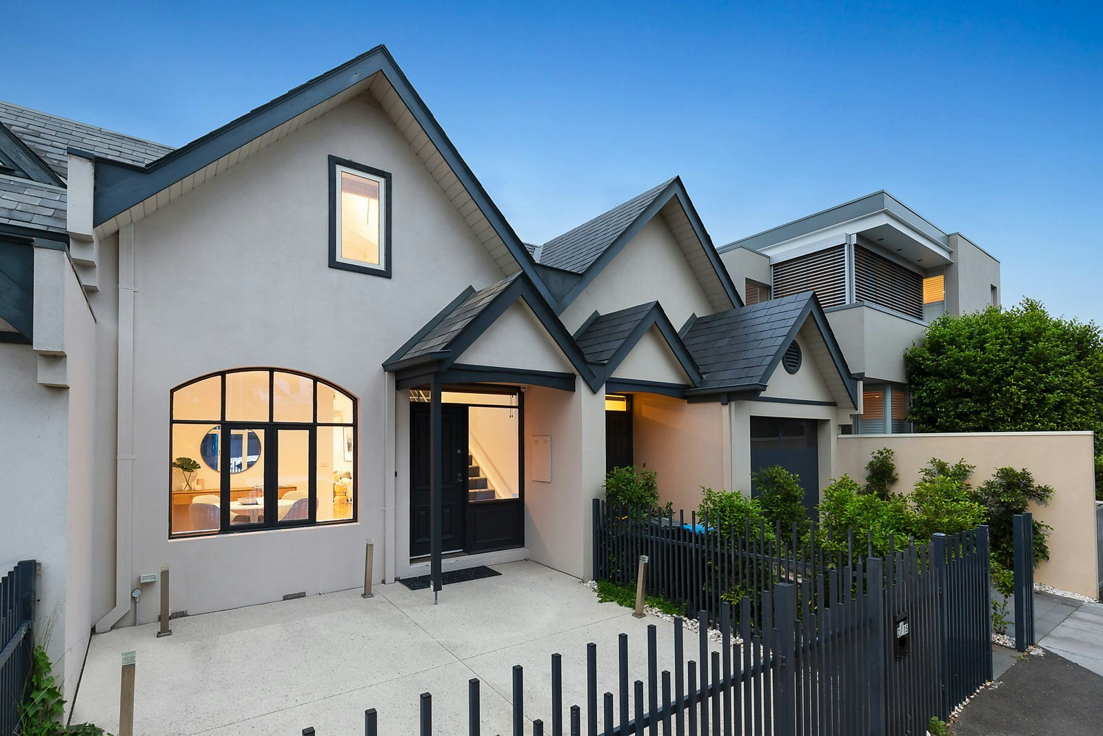 2/15 Hyland Street, South Yarra, VIC