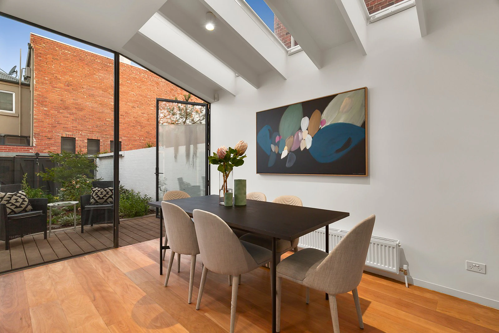 19 Mills Street, Albert Park, VIC