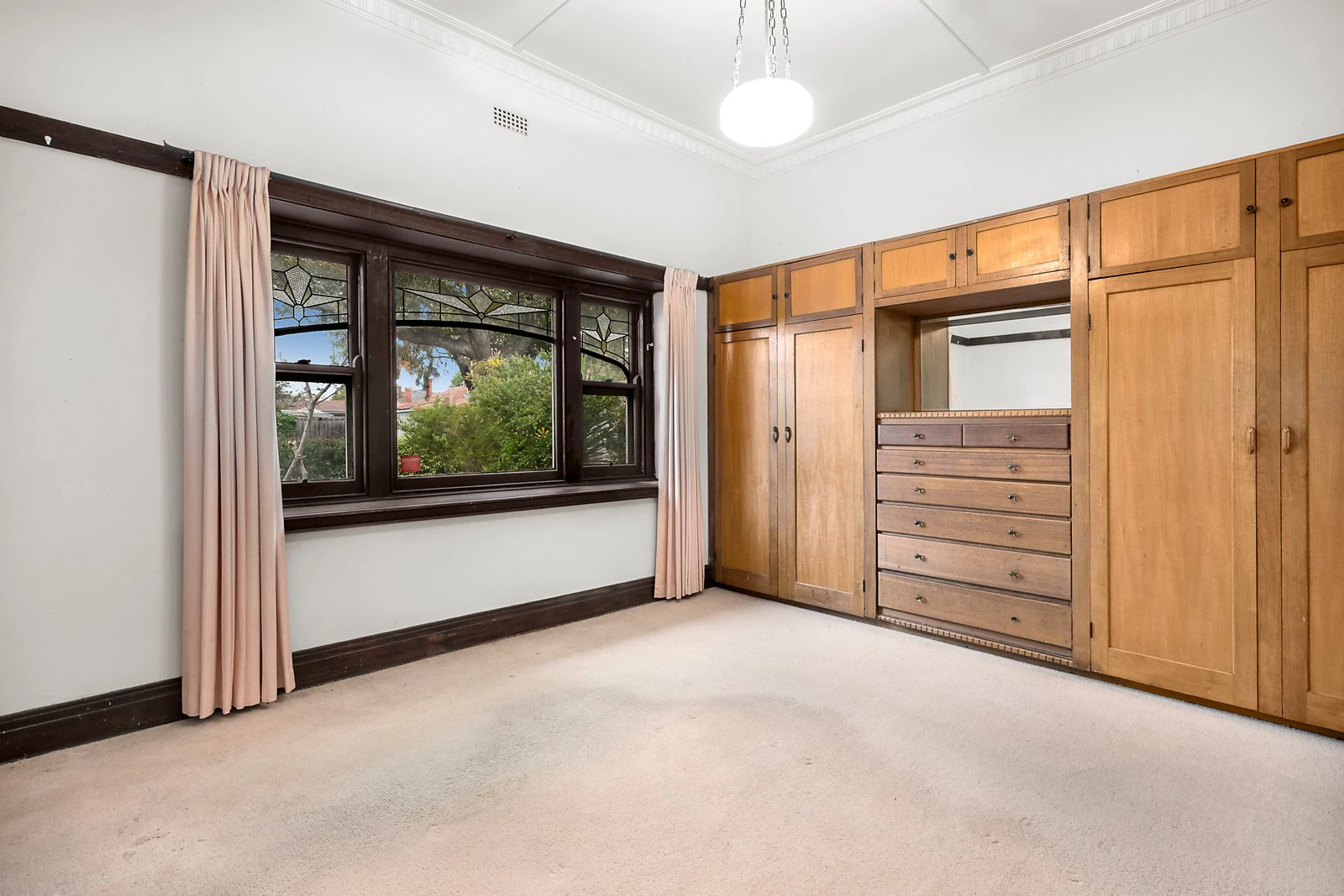 1A Almond Street, Caulfield South, VIC