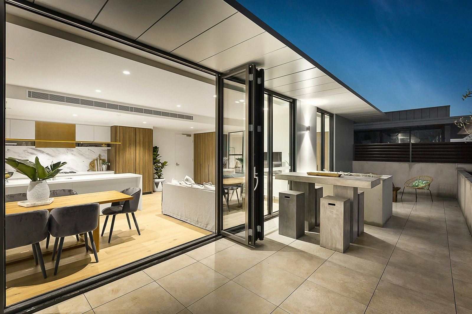 204/28-30 Linacre Road, Hampton, VIC