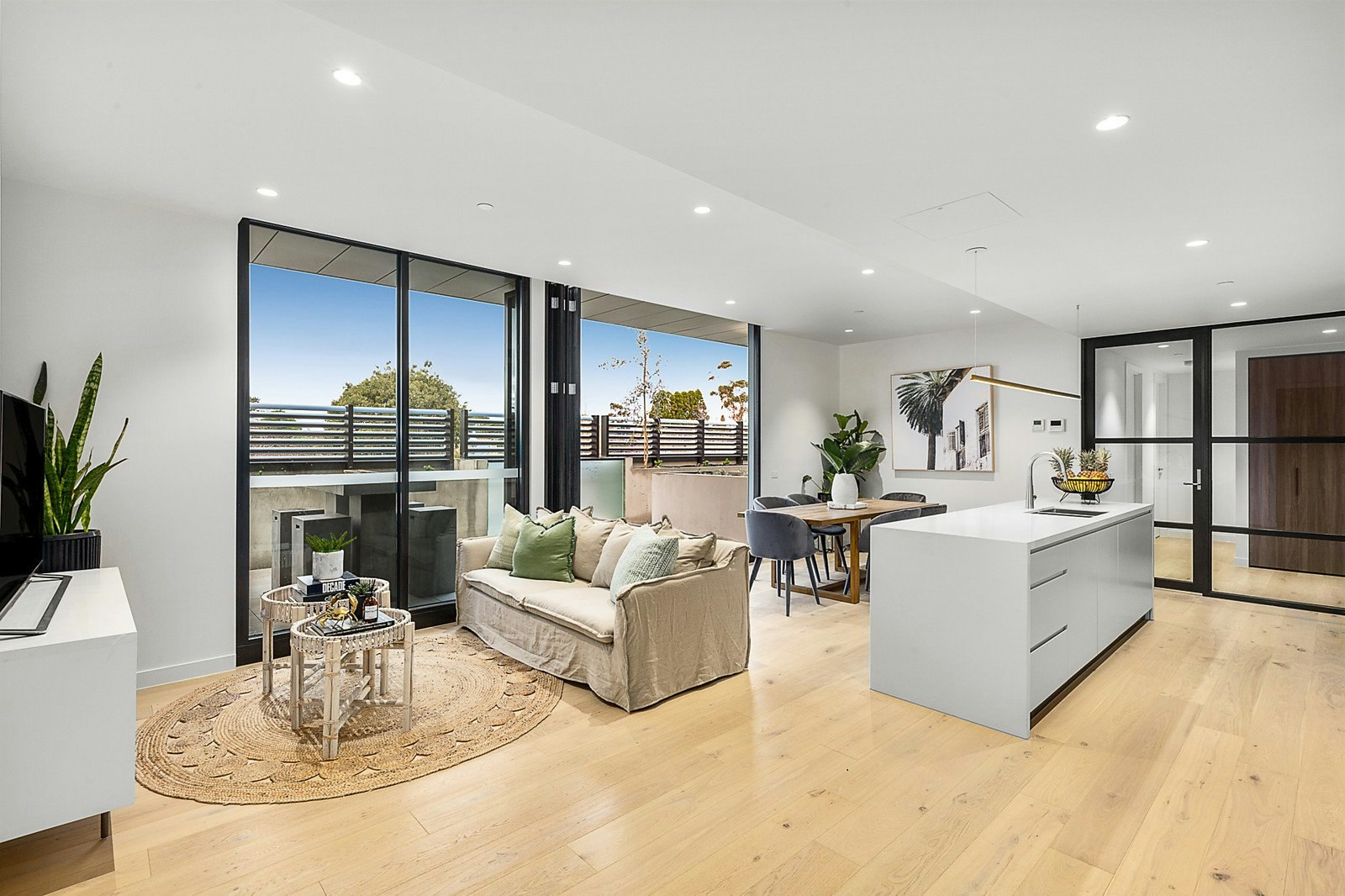 204/28-30 Linacre Road, Hampton, VIC