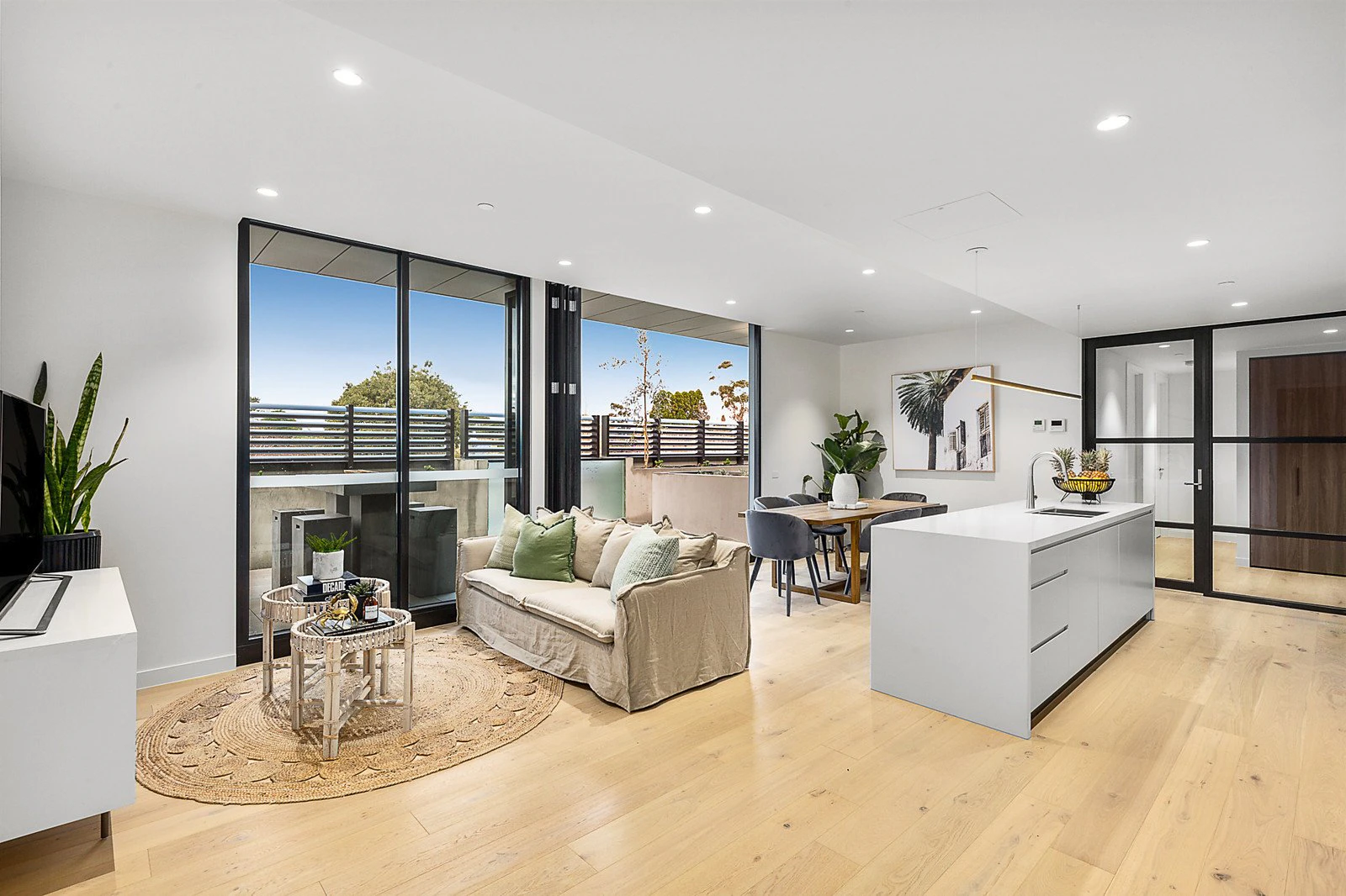204/28-30 Linacre Road, Hampton, VIC