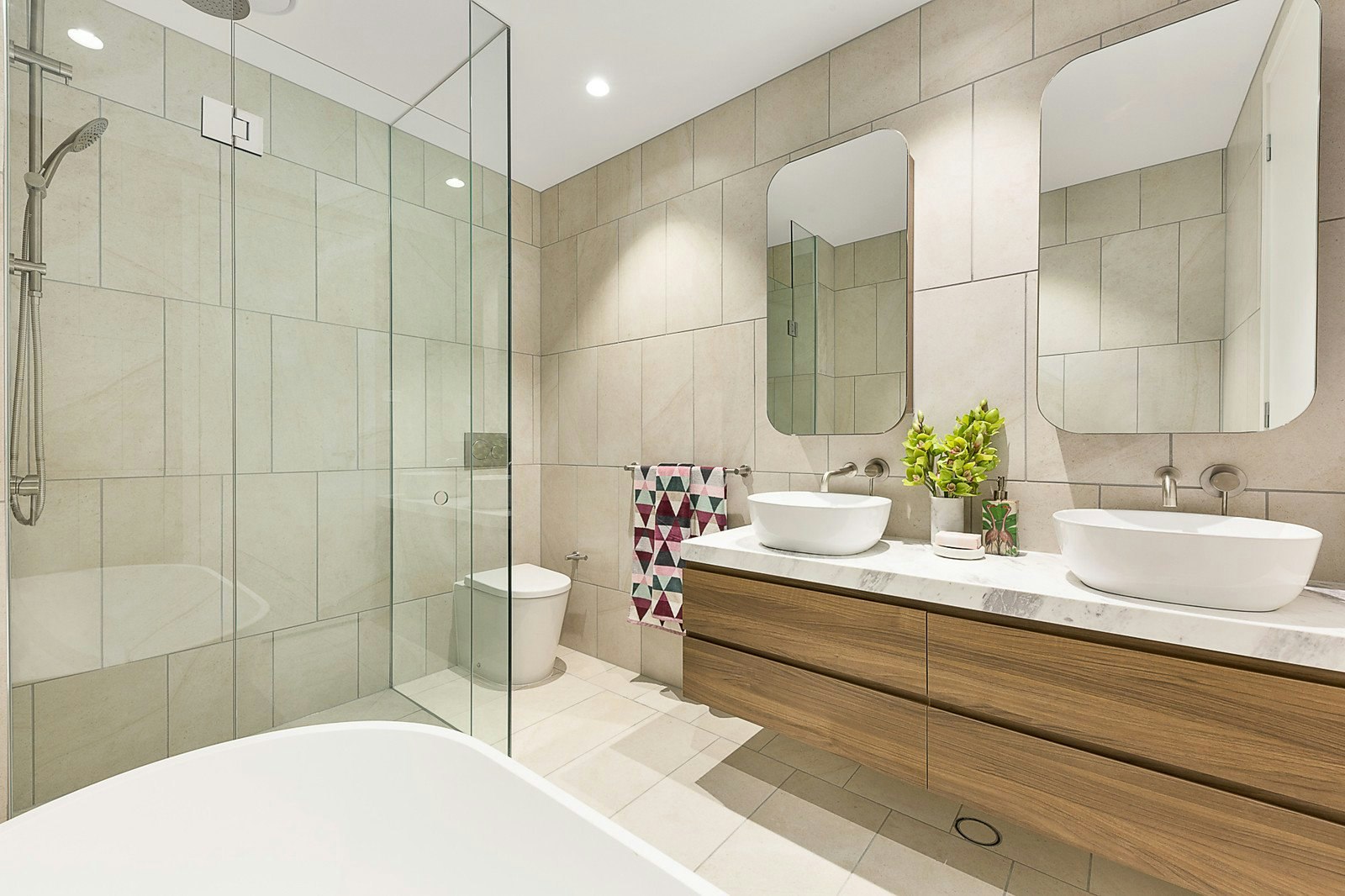 204/28-30 Linacre Road, Hampton, VIC