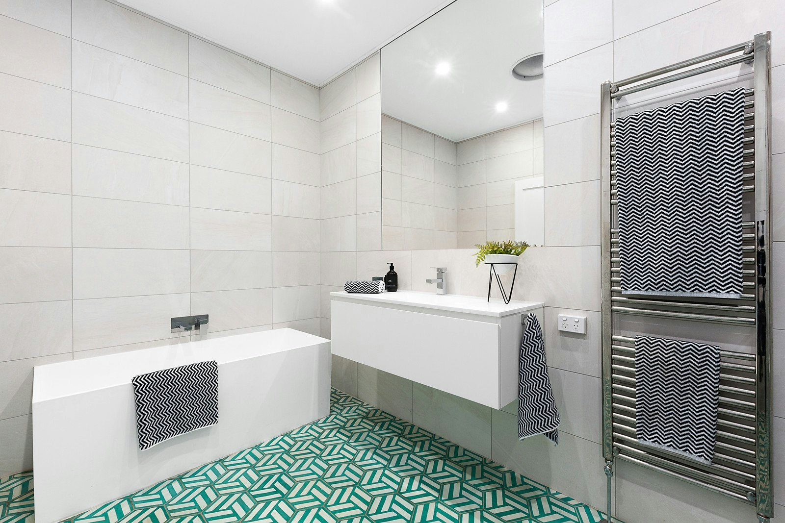 18A Evelyn Street, St Kilda East, VIC