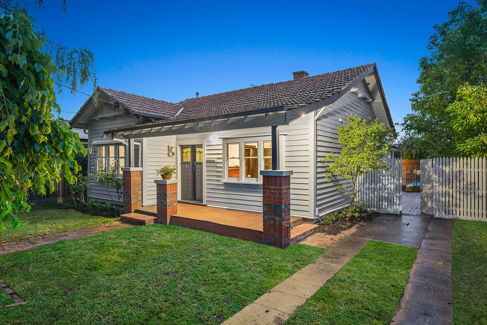 17 Baker Street, Malvern East, VIC