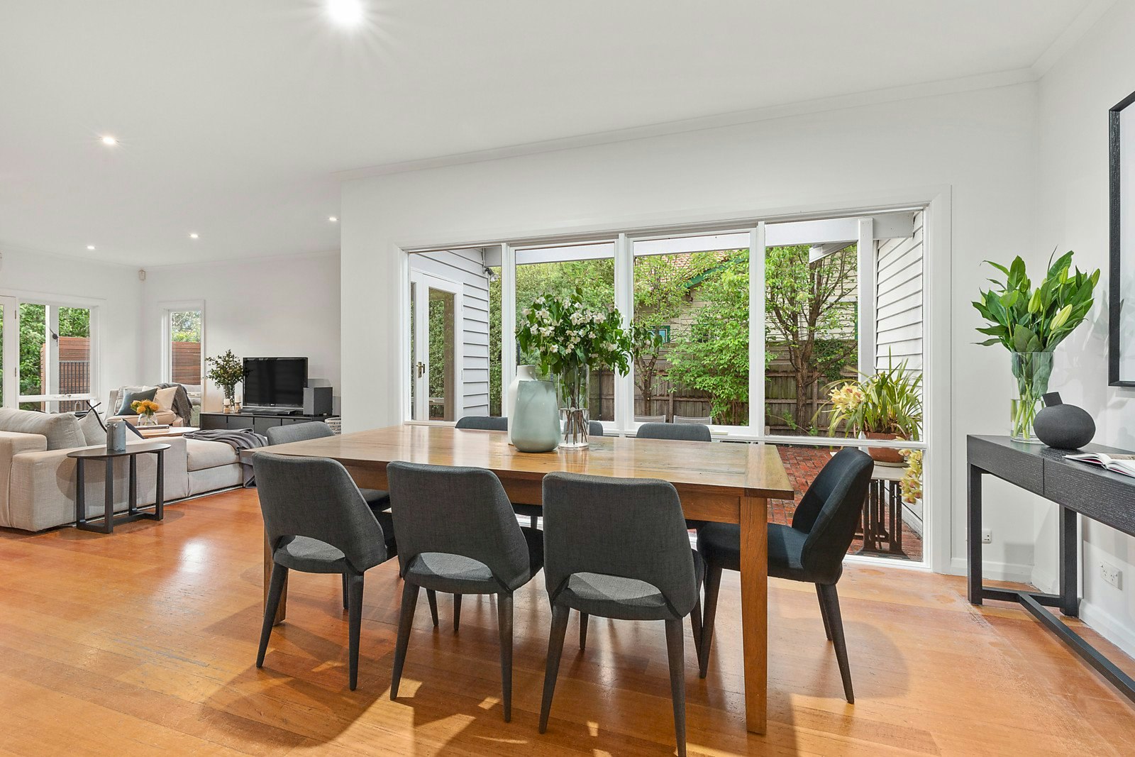 17 Baker Street, Malvern East, VIC