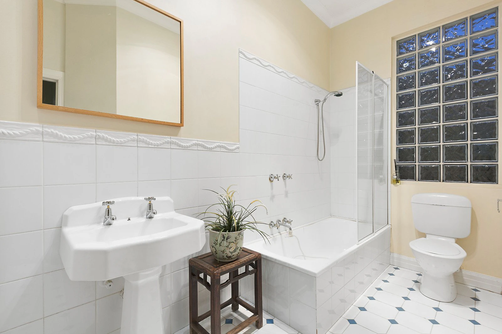 29 Dillon Grove, Glen Iris, VIC