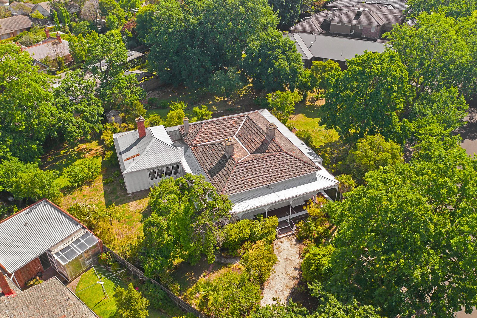 1 Lightfoot Street, Mont Albert, VIC