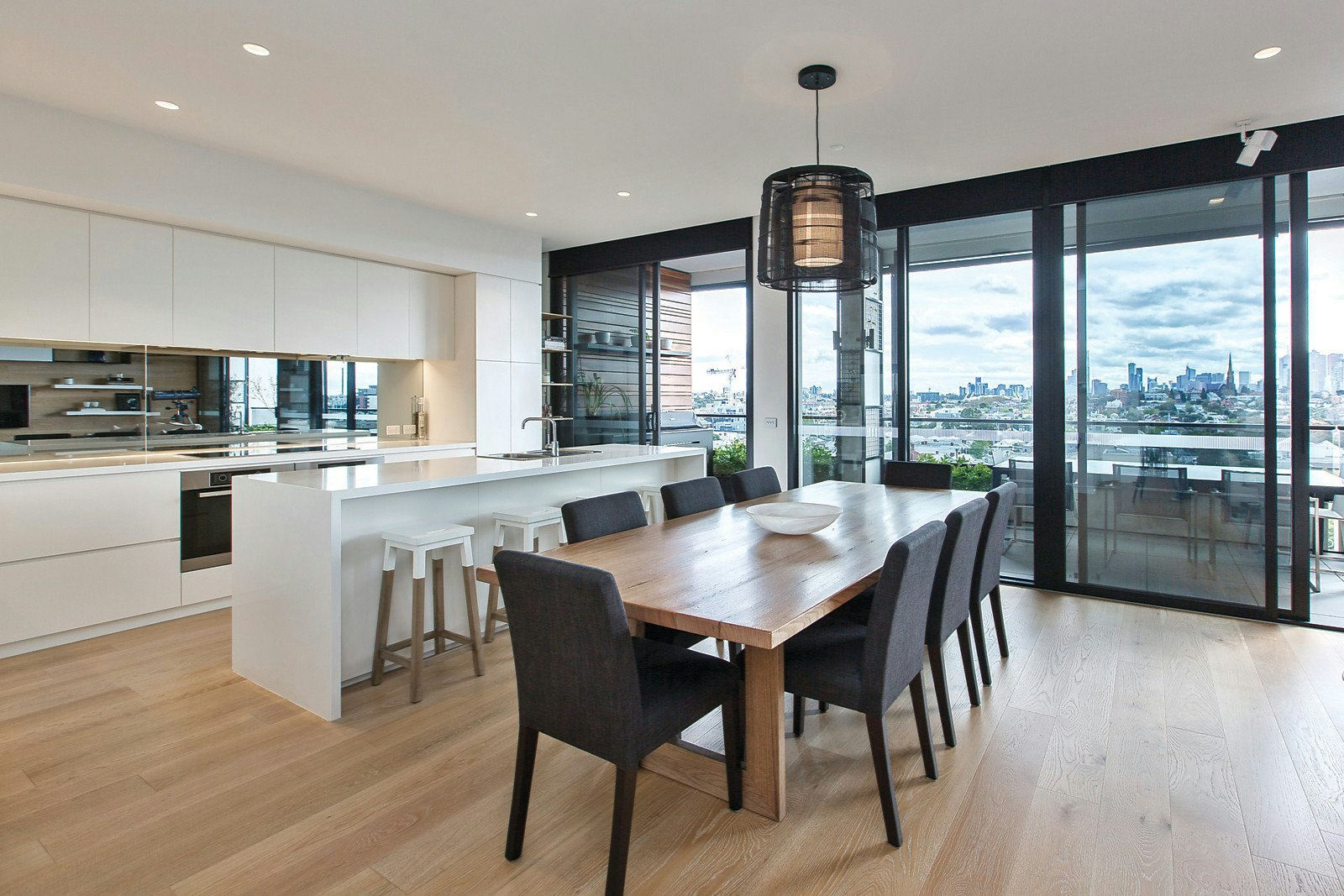 502/3 Kennedy Avenue, Richmond, VIC