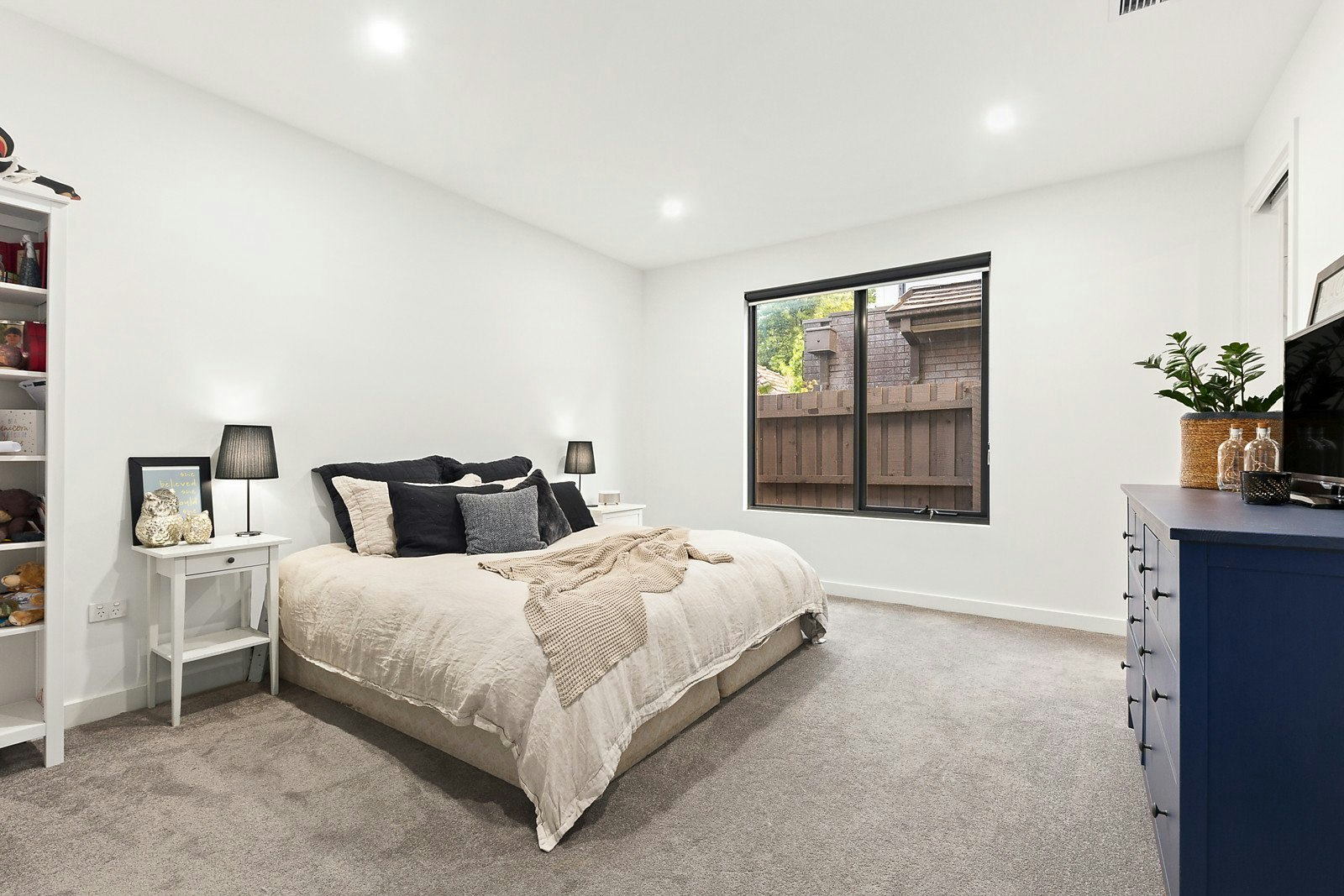 2/4 Wilgra Avenue, Ashburton, VIC