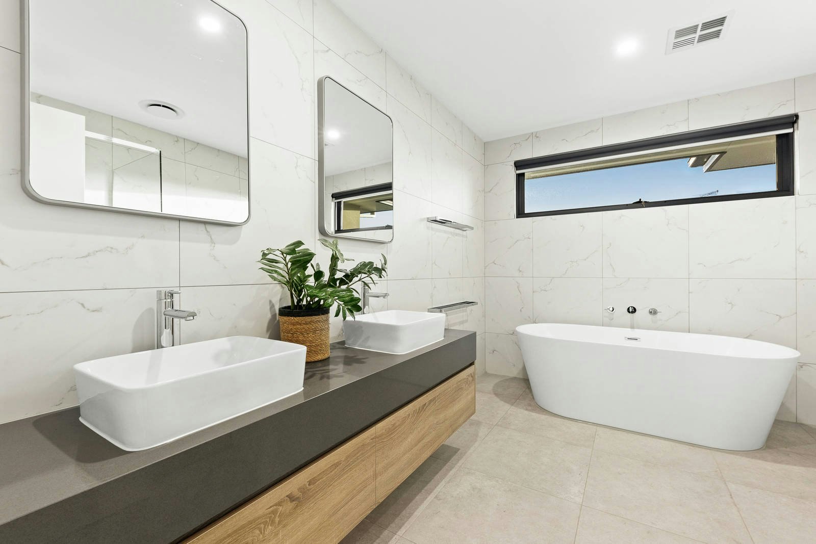 2/4 Wilgra Avenue, Ashburton, VIC