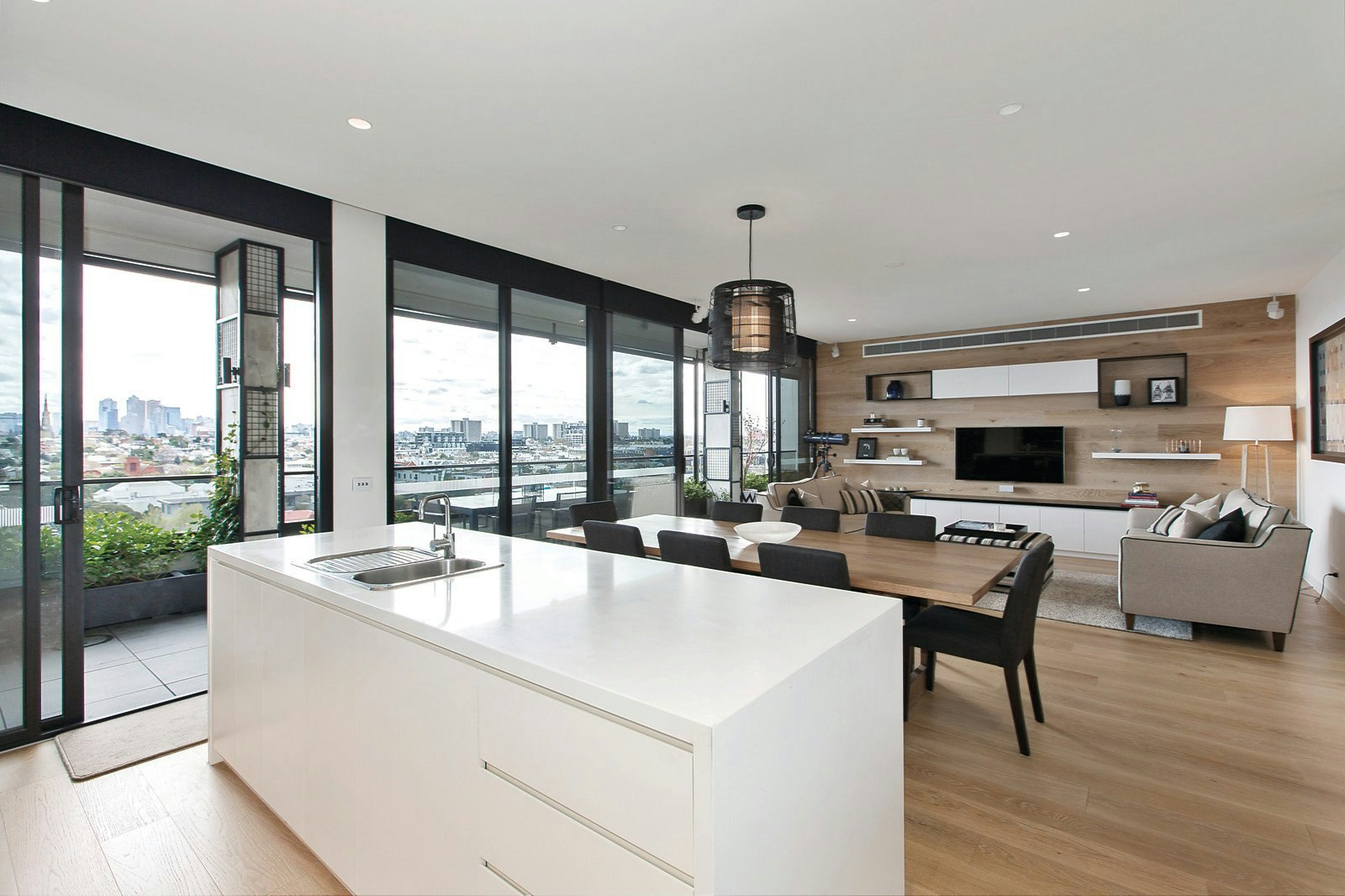 502/3 Kennedy Avenue, Richmond, VIC