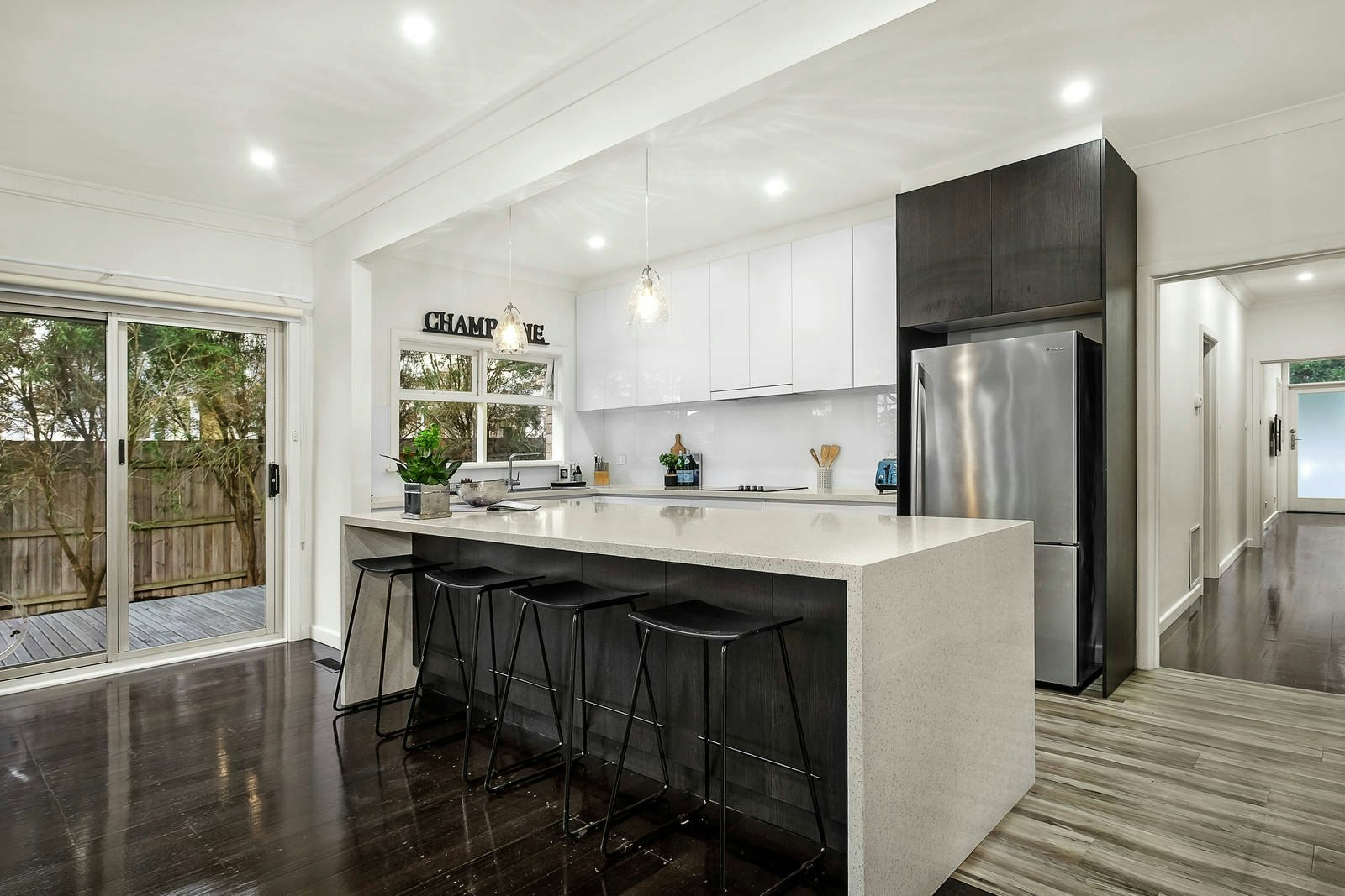 1 Wilgra Avenue, Ashburton, VIC