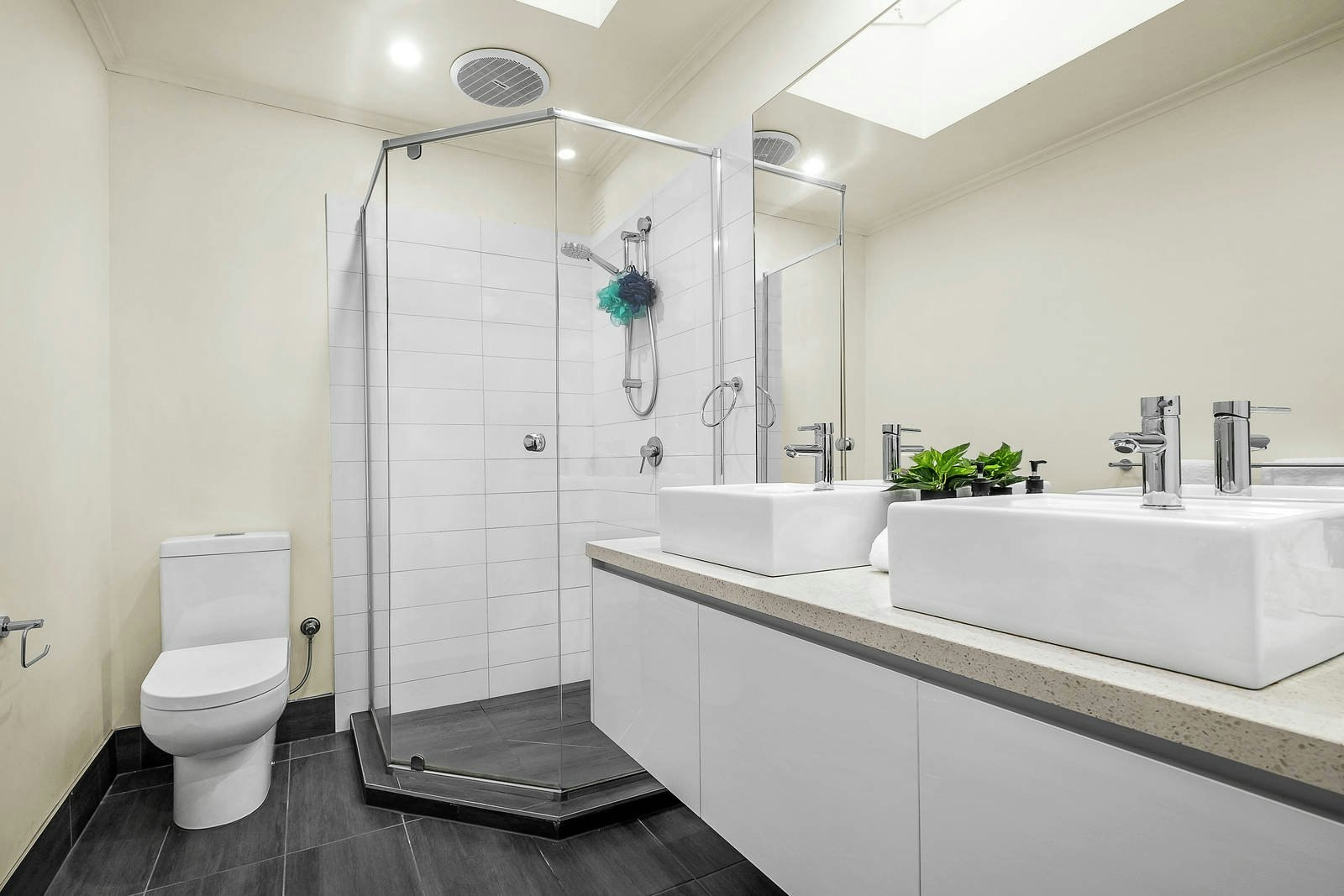 1 Wilgra Avenue, Ashburton, VIC