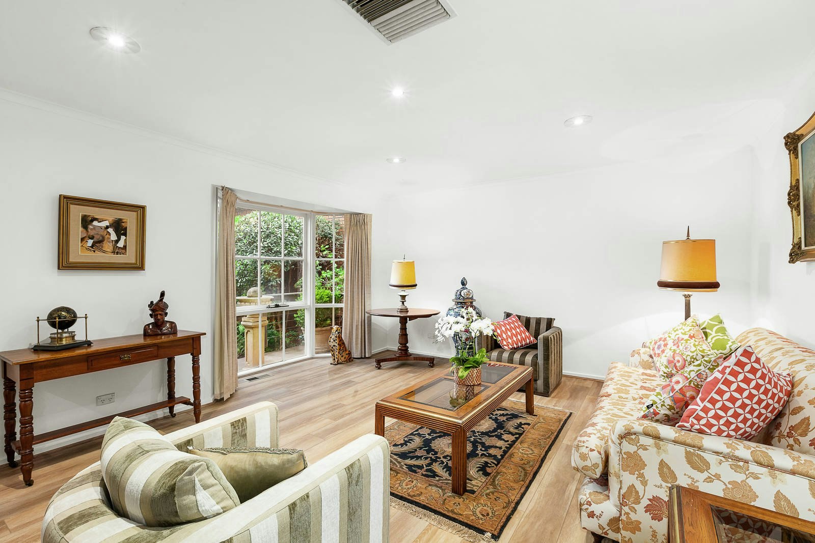 2/52 Shepherd Street, Surrey Hills, VIC