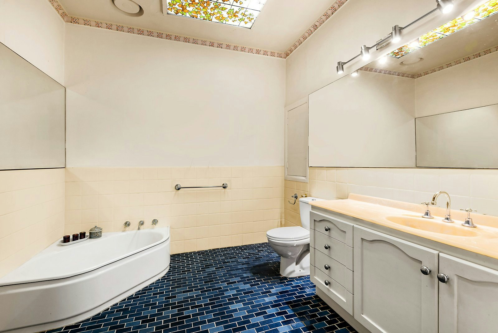 93 Kilby Road, Kew East, VIC