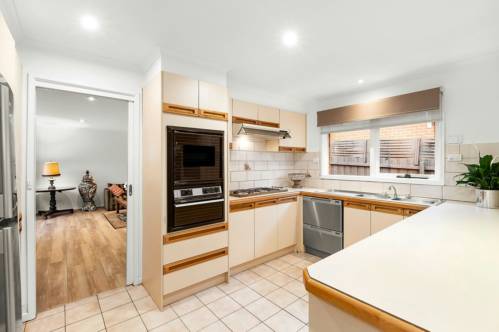 2/52 Shepherd Street, Surrey Hills, VIC