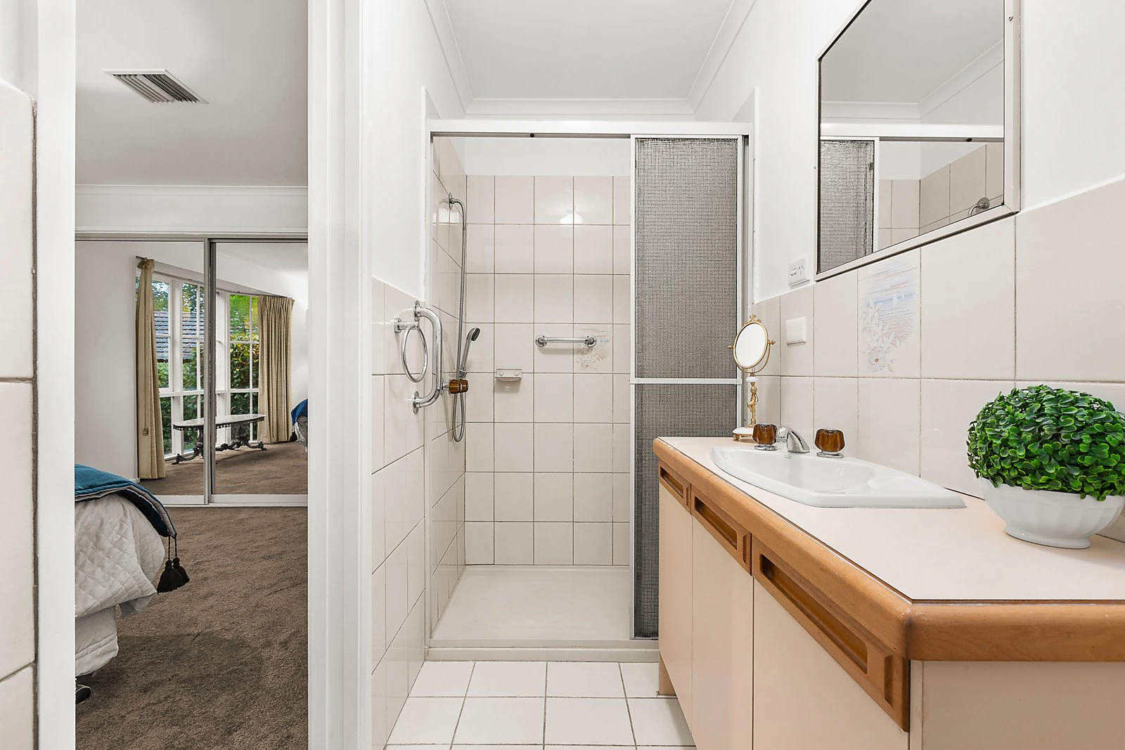 2/52 Shepherd Street, Surrey Hills, VIC