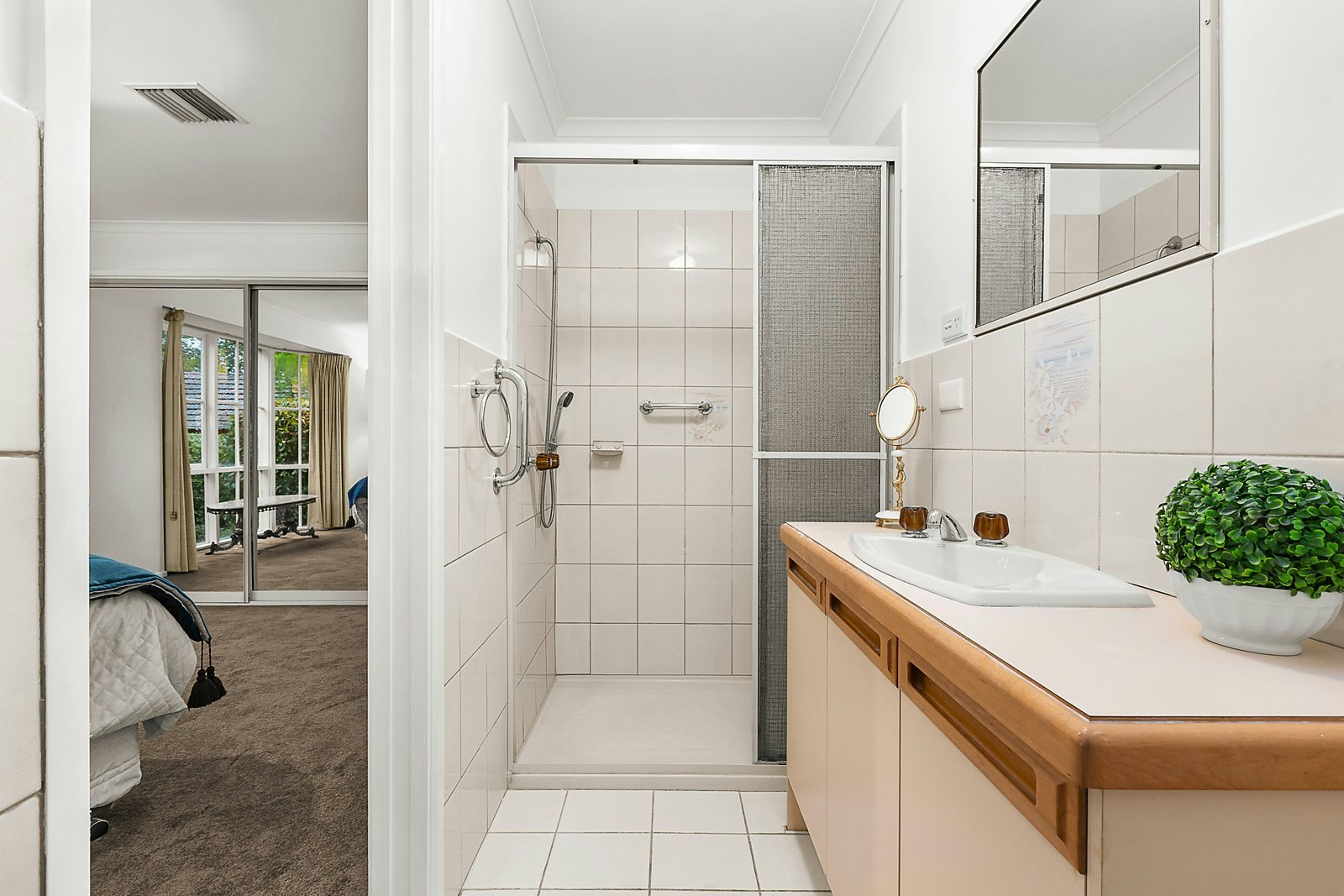 2/52 Shepherd Street, Surrey Hills, VIC