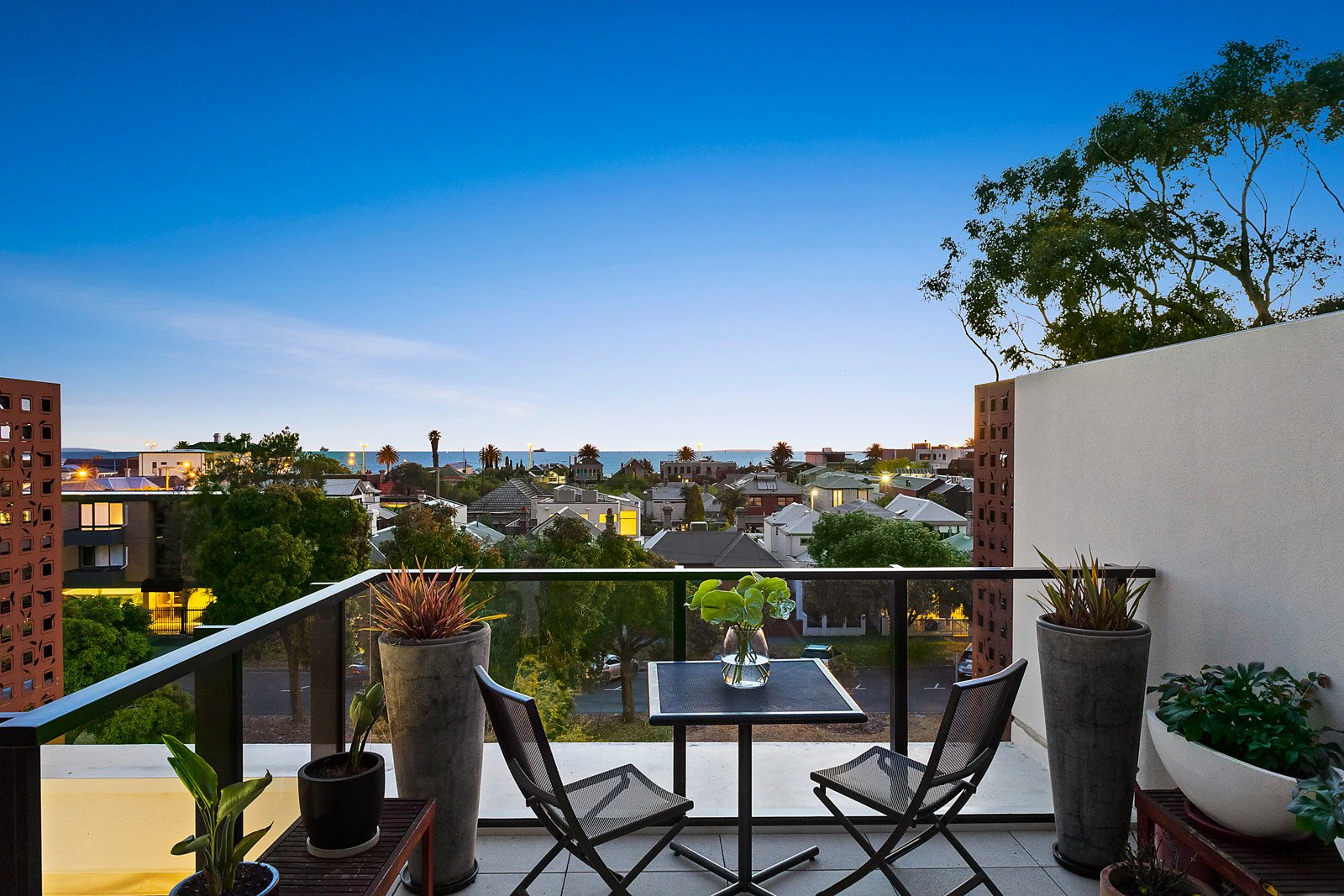 19 Danks Street, Albert Park, VIC