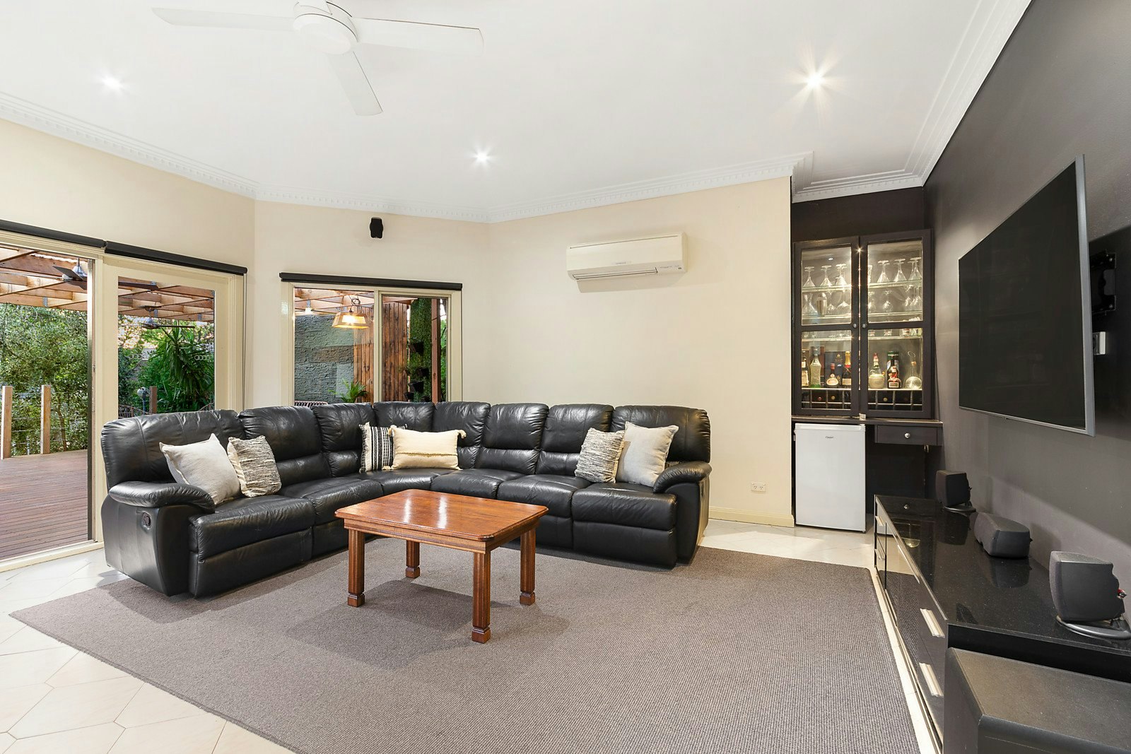 111 Summerhill Road, Glen Iris, VIC